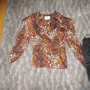 VINTAGE FLORA KUNG SILK SUIT SZ 8 LADIES